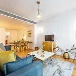 Guestready - Baixa Collection Building